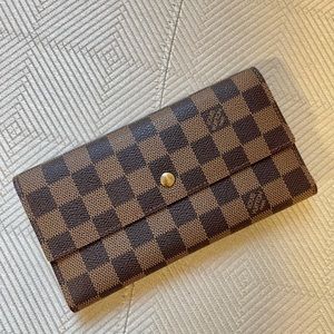 LOUIS VUITTON SARAH WALLET